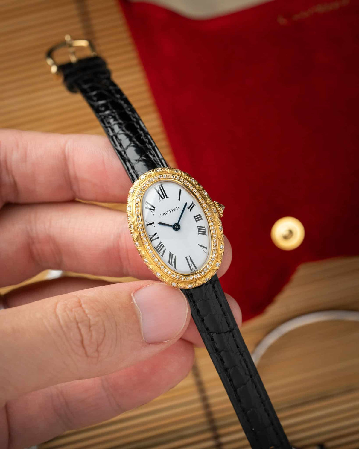 Cartier Baignoire 78094 Factory Diamond Engraved Stepped Case