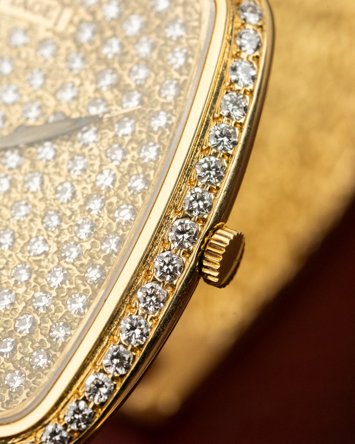 Piaget Yellow Gold 9765D2 18K Yellow Gold Pave Dial
