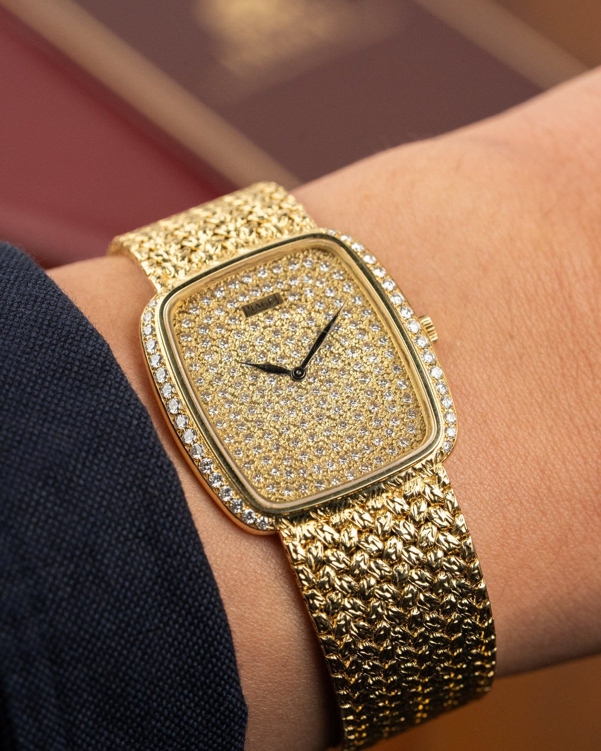 Piaget Yellow Gold 9765D2 18K Yellow Gold Pave Dial