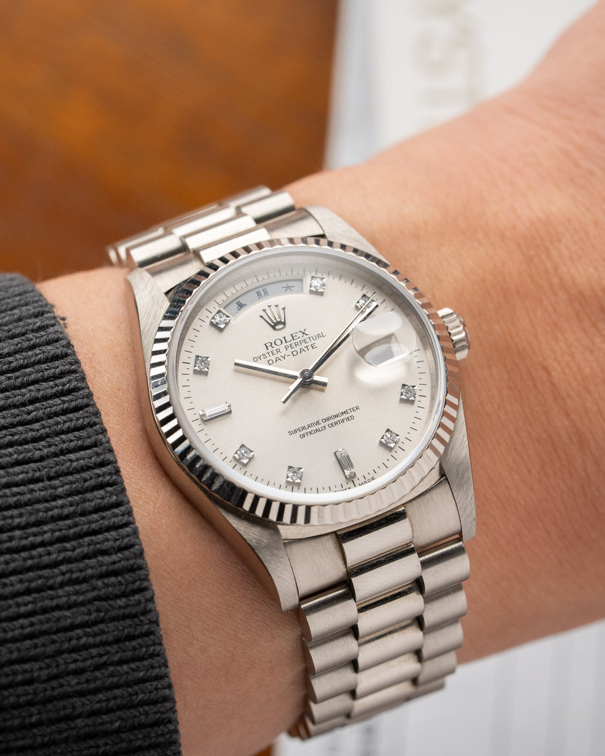 Rolex Day-Date 18239 18k white gold diamond dial Chinese day disc 1991 – photo 7