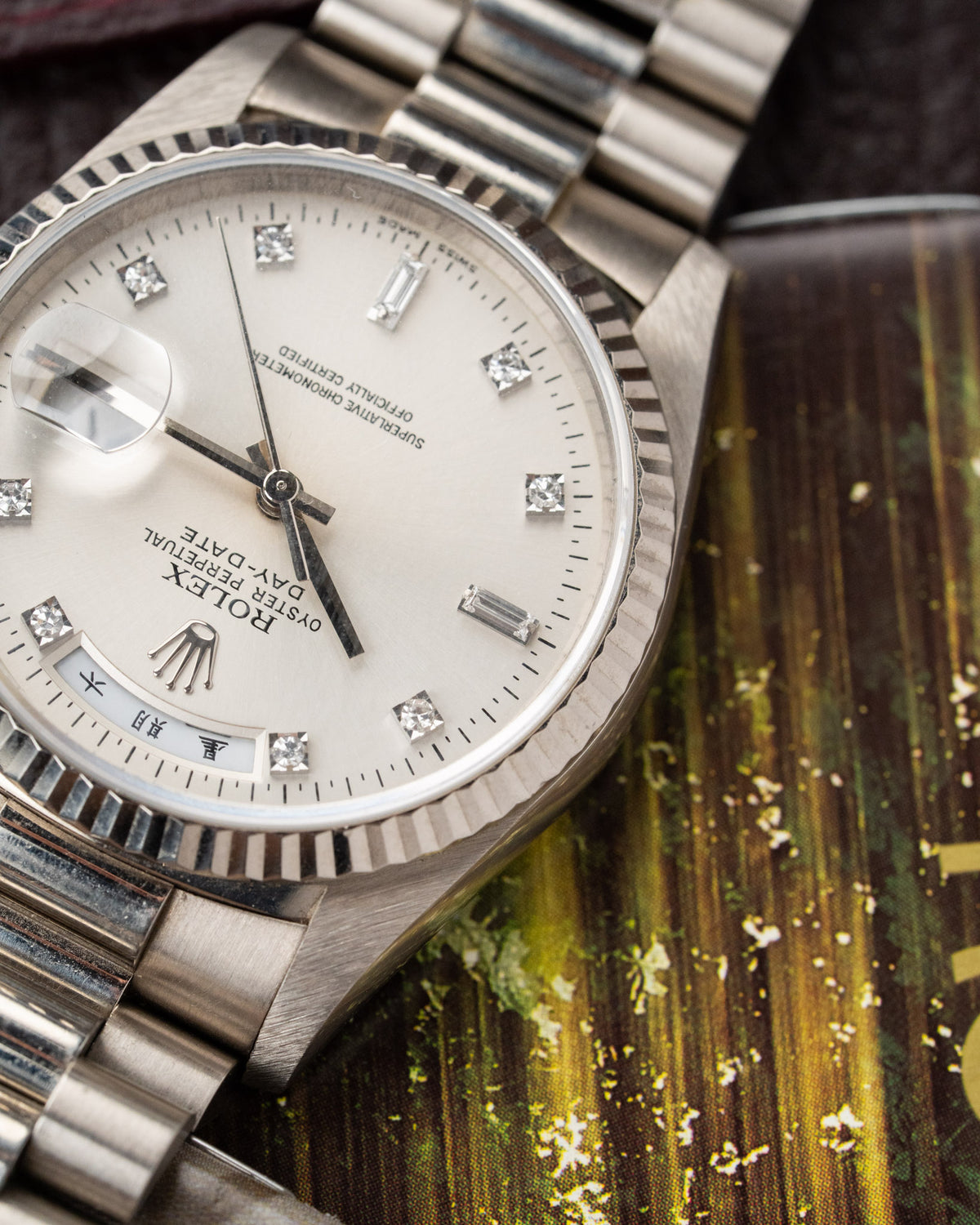 Rolex Day-Date 18239 18k white gold diamond dial Chinese day disc 1991 – photo 11