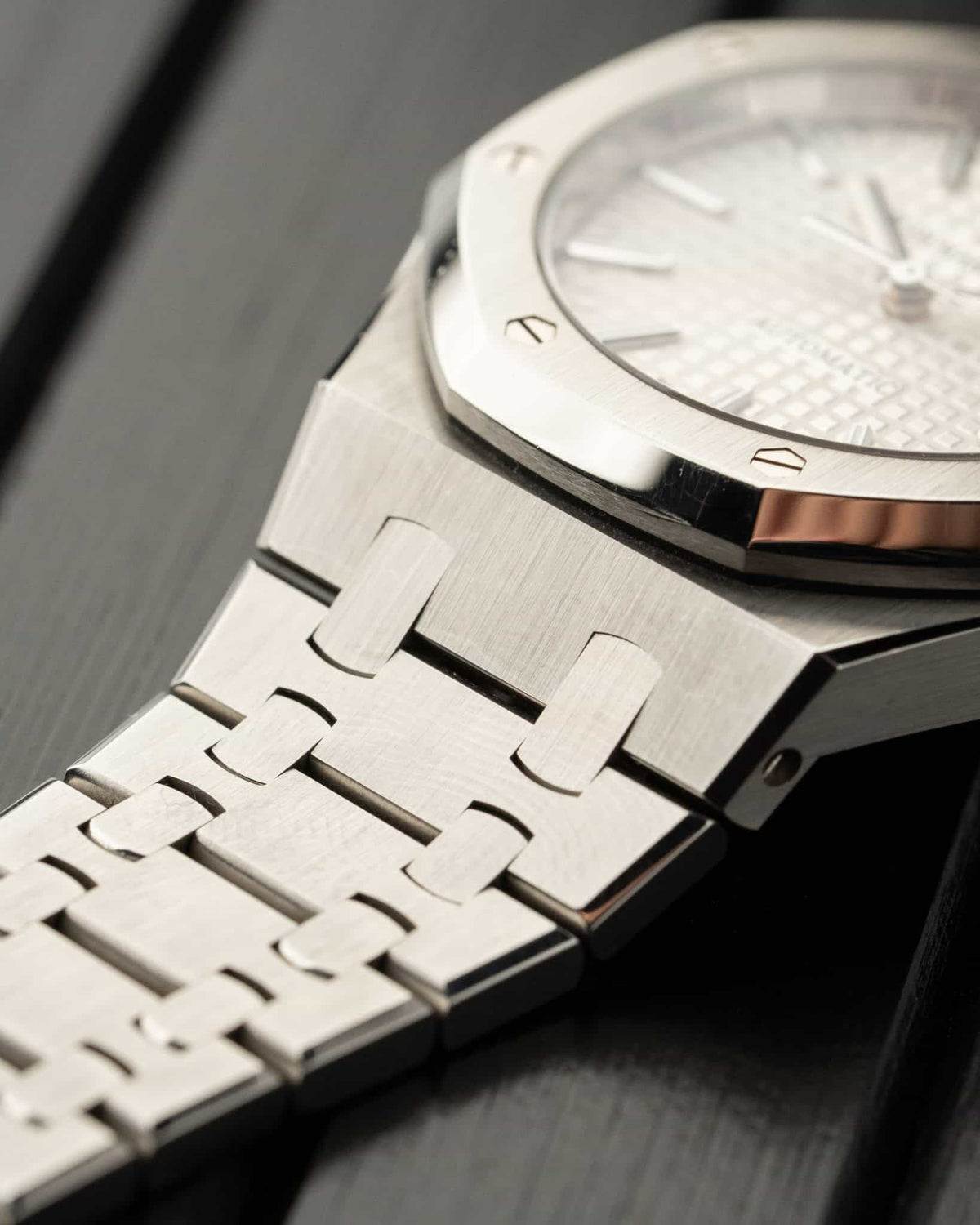 Audemars Piguet Royal Oak 37mm White Dial 15450ST.OO.1256ST.01