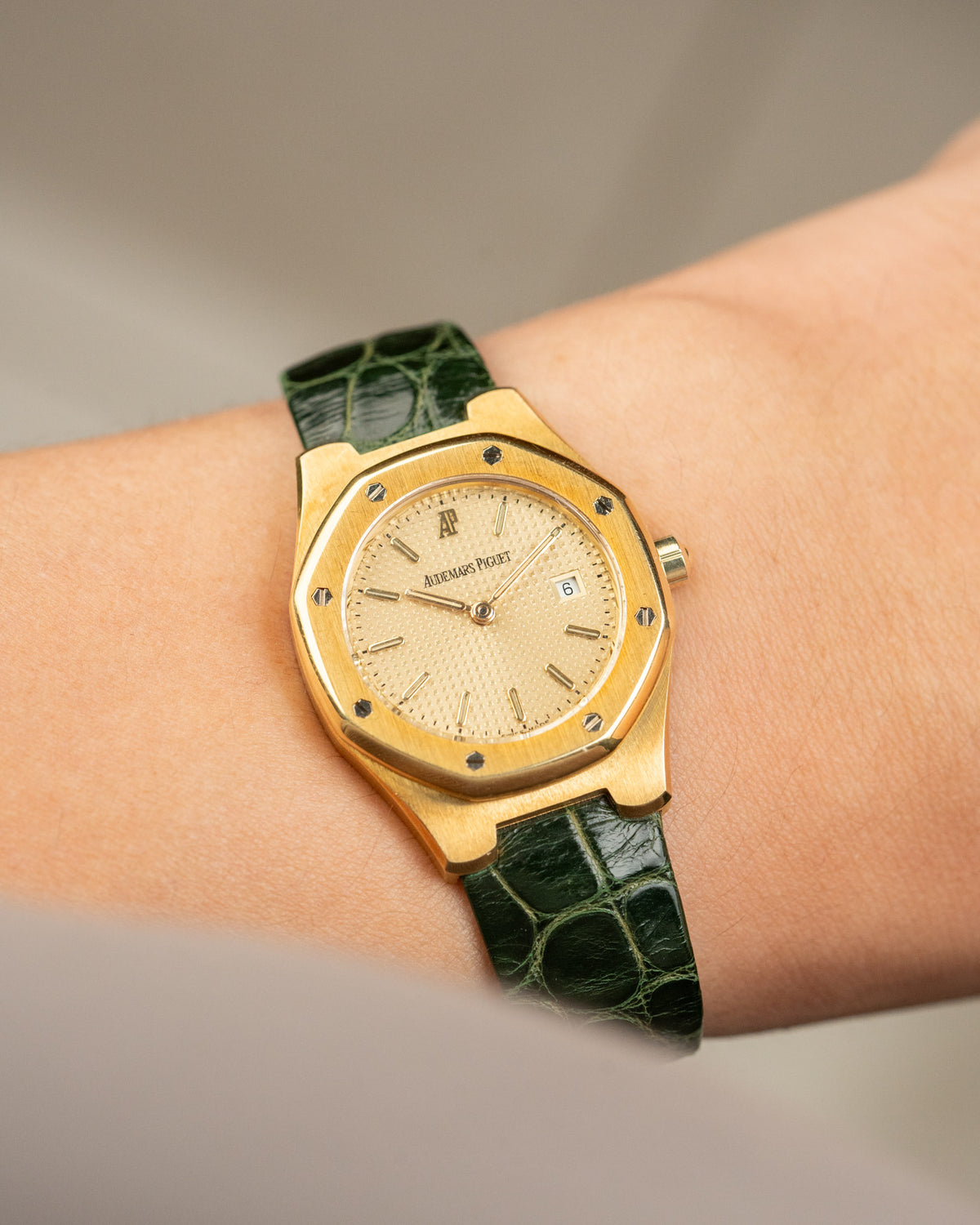 Audemars Piguet Royal Oak 28mm 18ct Gold 66800