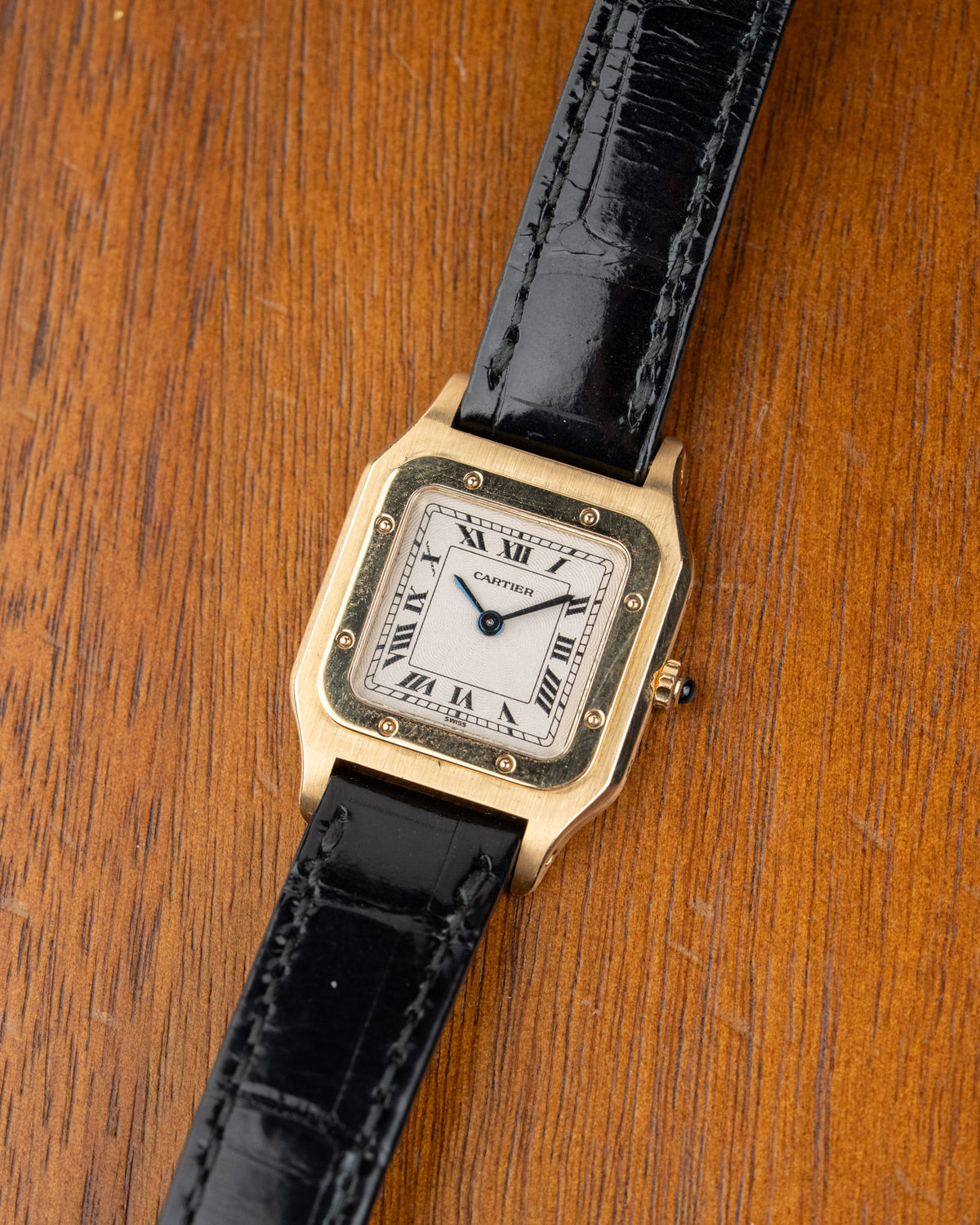 Cartier Santos-Dumont 821053 18k yellow gold guilloché dial small model – photo 10