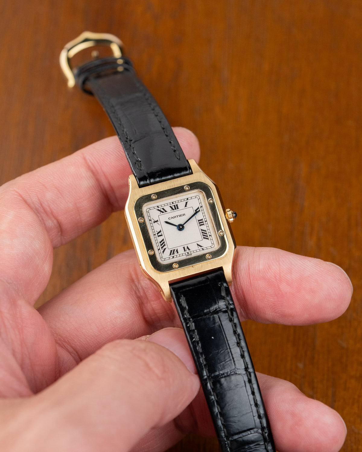 Cartier Santos-Dumont 821053 18k yellow gold guilloché dial small model – photo 2