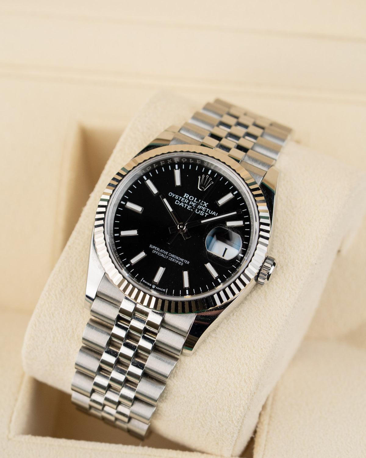 Rolex Datejust 36 126234 Black Fluted Jubilee
