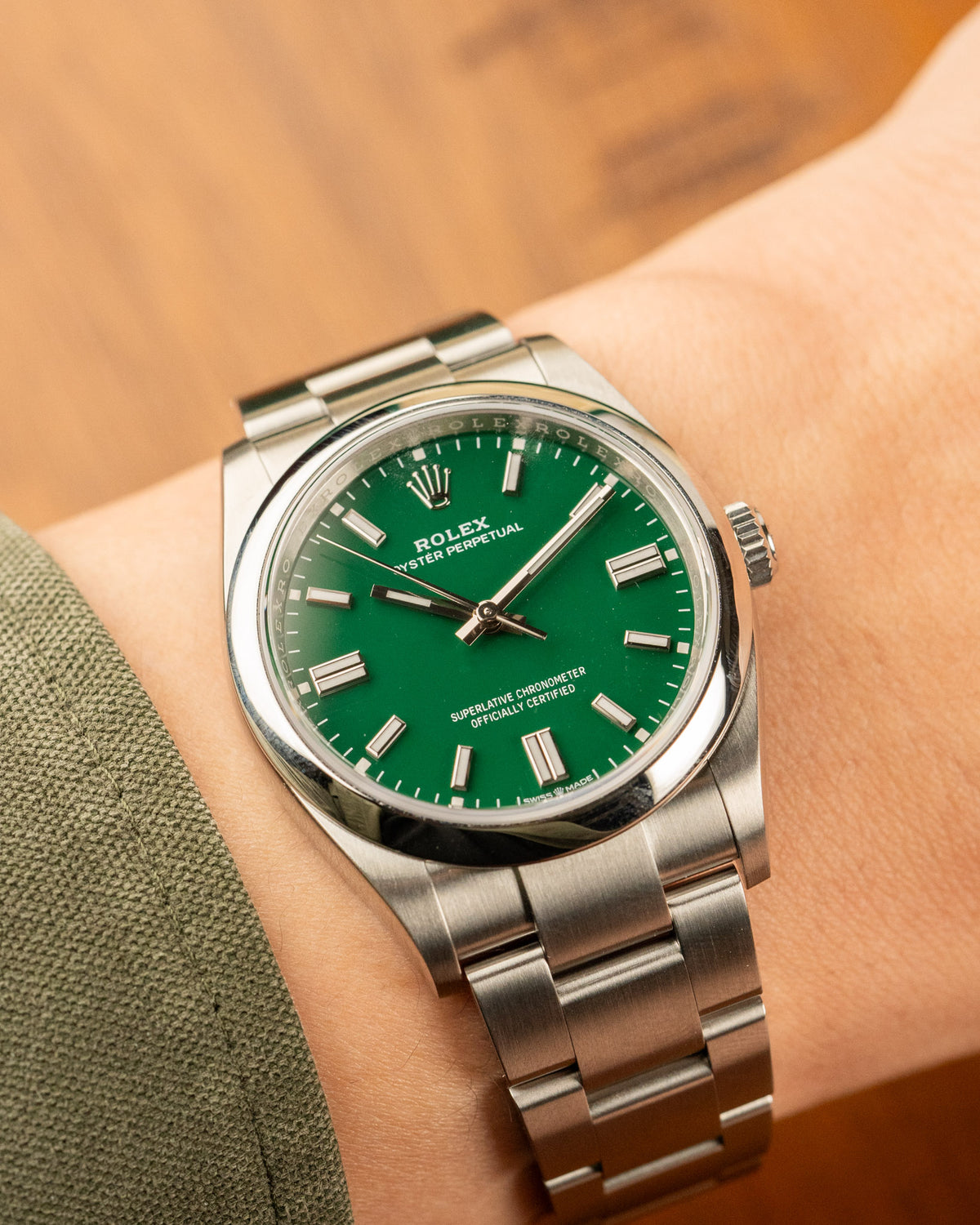 Rolex Oyster Perpetual 36mm Green 126000 Full Set 2025