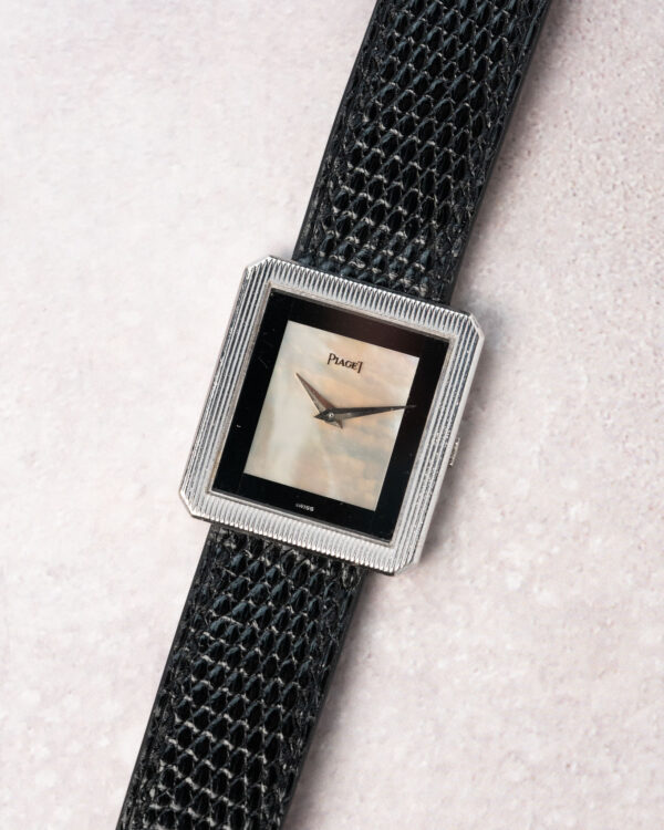White Gold Piaget 9154 Mother of pearl & Onyx Dial - Image 2