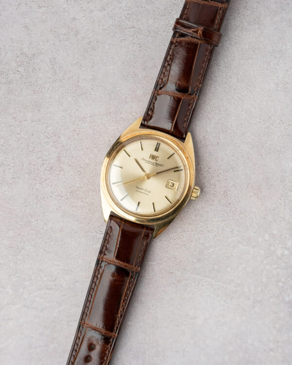 IWC 14ct Yacht Club Automatic Flat lay
