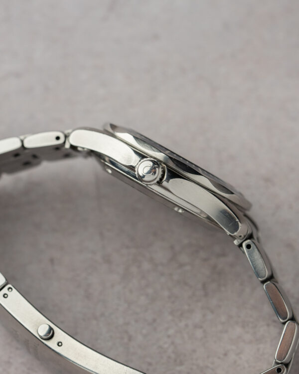 Omega Seamaster 300m Quartz 36mm Ref. 2561.80.00 Crown