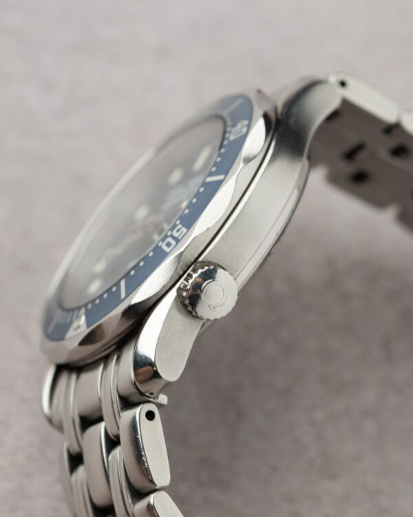 Omega Seamaster 300m Quartz 36mm Ref. 2561.80.00 Helium Escape Valve