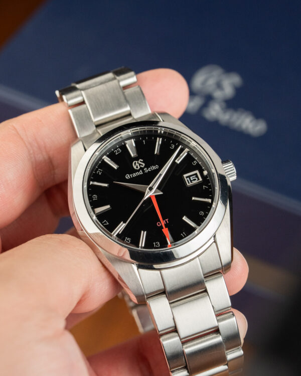 Grand Seiko GMT Quartz SBGN013